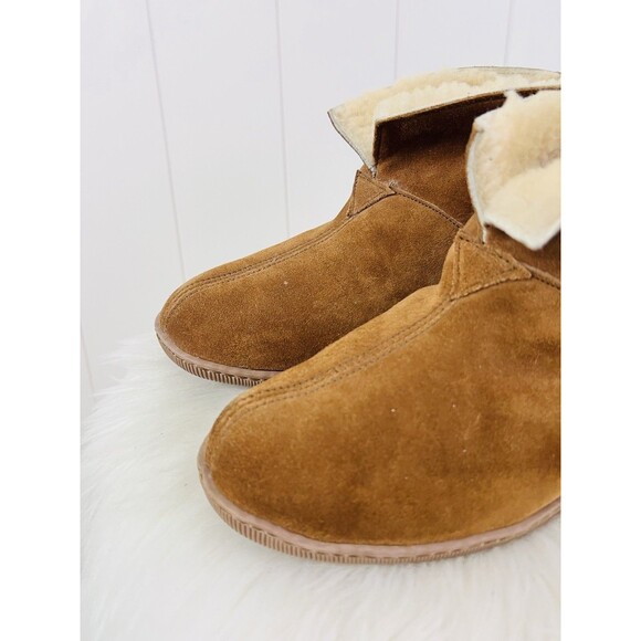 Minnetonka Sheepskin Ankle Boot Slippers Mens Size 11 Tan Suede Leather main image 4